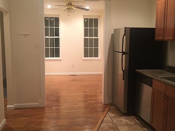 4th image of 1711 N Lambert St #House