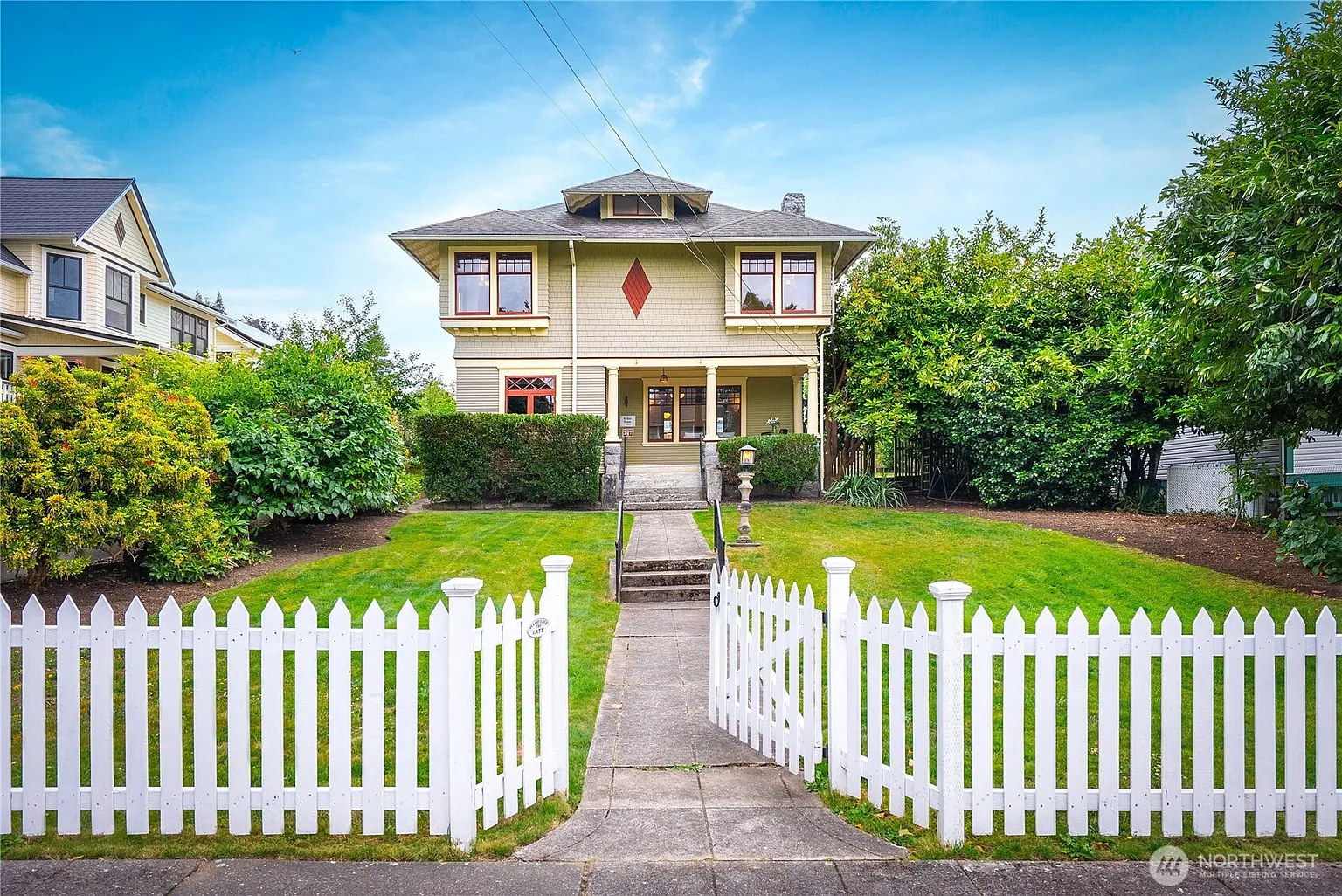 307 AVENUE C photo 1