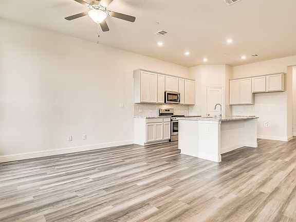 5th image of 7508 Palisades Dr