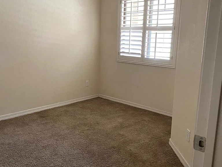 2315 N 52nd St #106 — Photo 14
