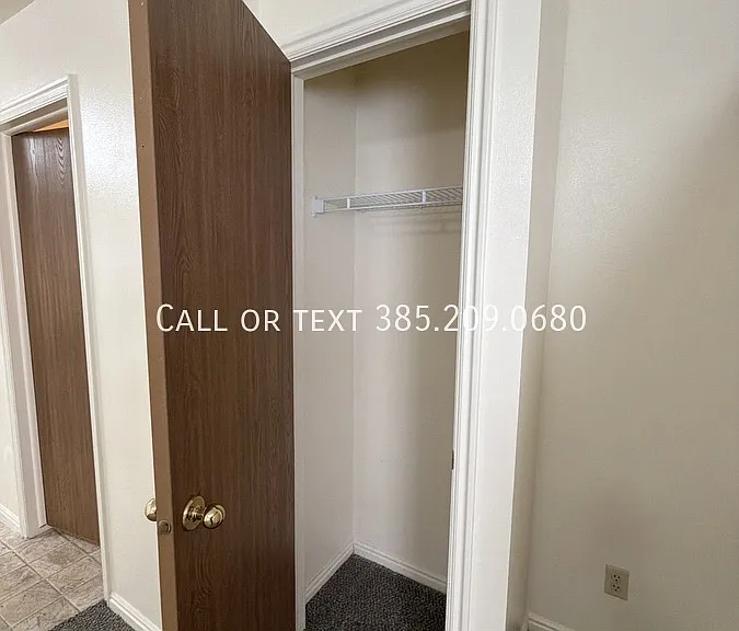 1464 S 100 E — Photo 24