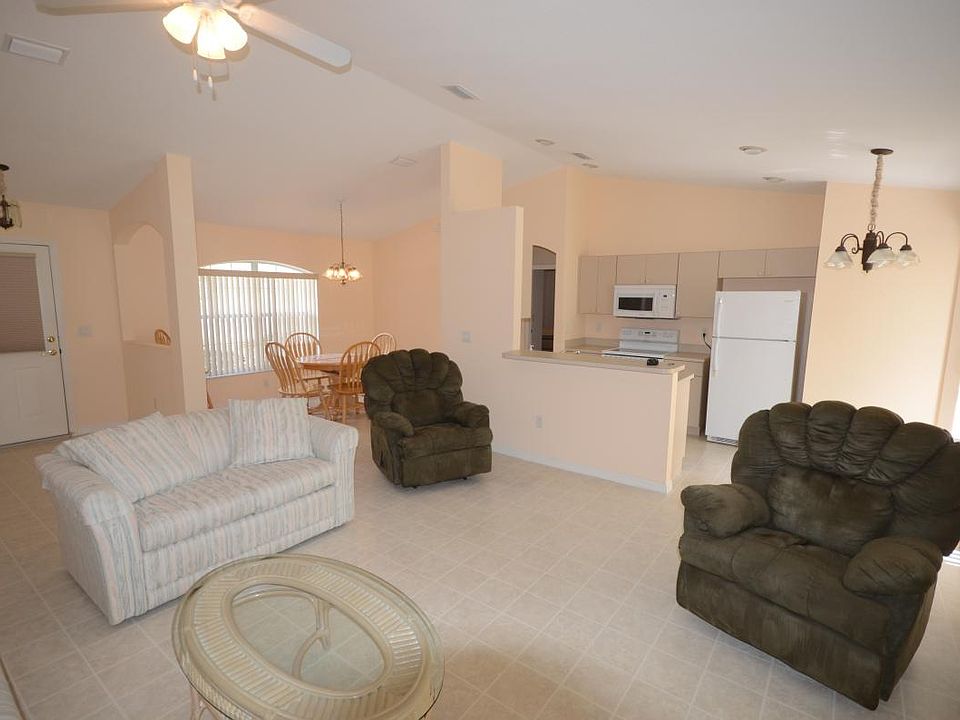 1st image of 5952 N Summerfield Pt