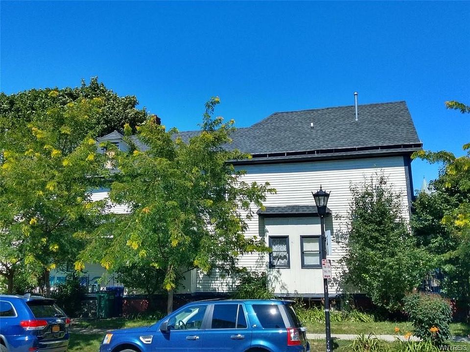 2nd image of 322 Pennsylvania St