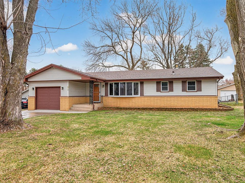 1st image of 10719 Direct River Dr NW