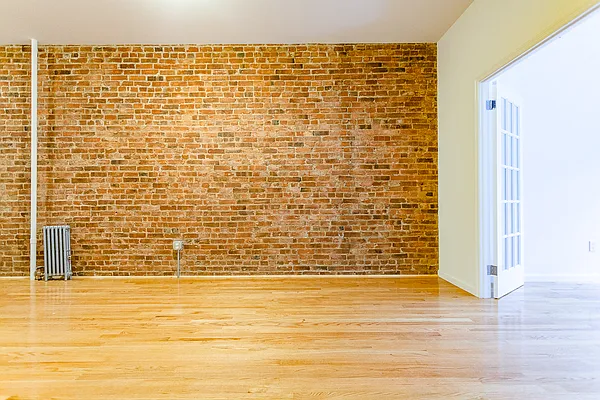 Rented by MySpaceNYC | media 7