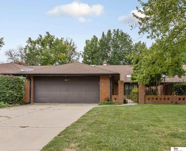 5817 Berkeley Dr #2, Lincoln, NE, 68512