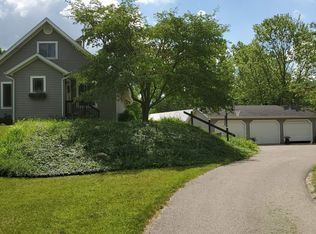 4700 Quiggle Ave SE, Ada, MI 49301