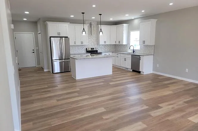 3 bed, 2.5 bath, 1849 sqft, $3,500 — Photo 3