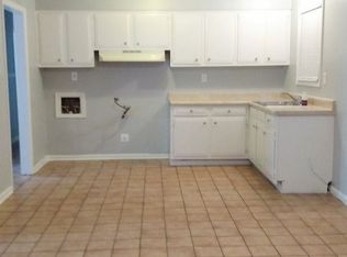 5088 Long Branch Dr, Memphis, TN 38109