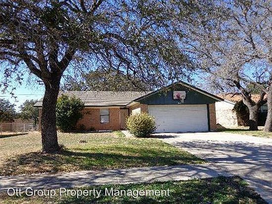 1st image of 1421 Janet Ln