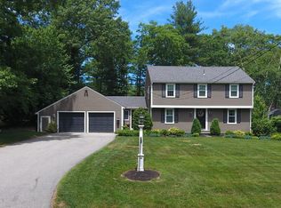 11 Minuteman Rd, Hingham, MA 02043