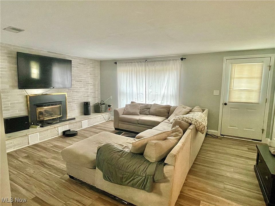 9449 Root Dr, Streetsboro, OH 44241 | Zillow