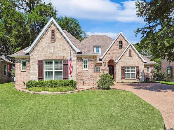 12264 Indian Creek Dr, Fort Worth, TX 76179