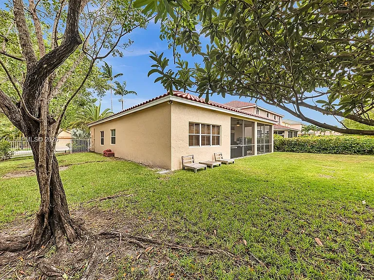 3711 Falcon Ridge Cir — Photo 3
