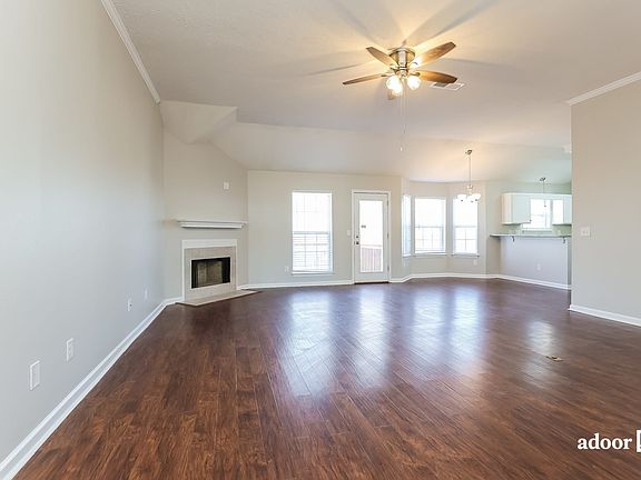 5th image of 238 Lake Forest Dr