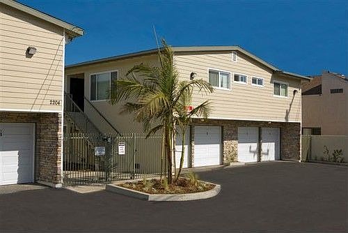 Pacific Court Apartments