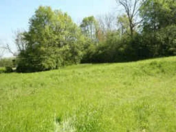 24 Hill St, Newnan, GA 30263