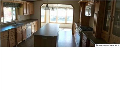 3rd image of 816 Nocturn Way