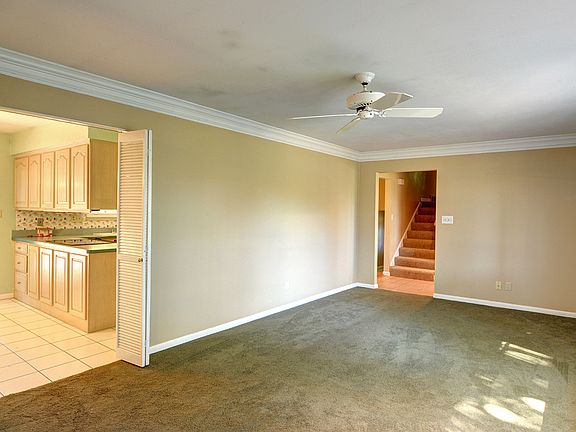 3rd image of 21 Glencroft Pl