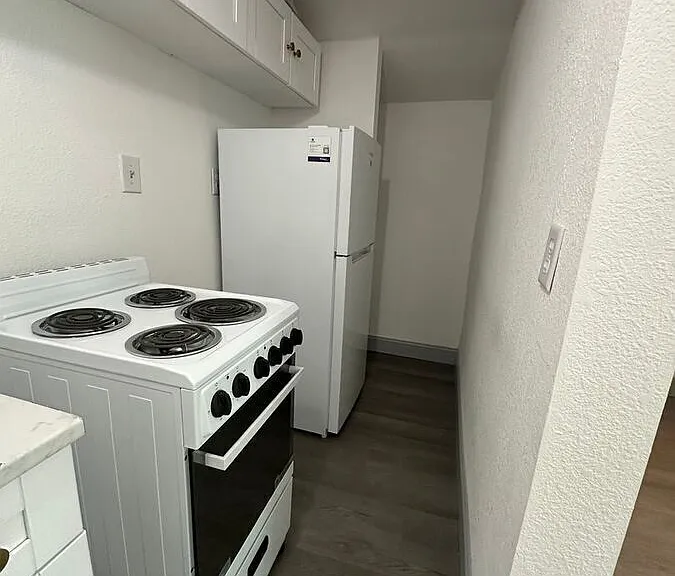 507 W Baker St #4 — Photo 10