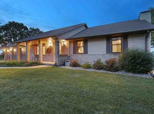 3283 Buyarski Rd, Green Bay, WI 54311