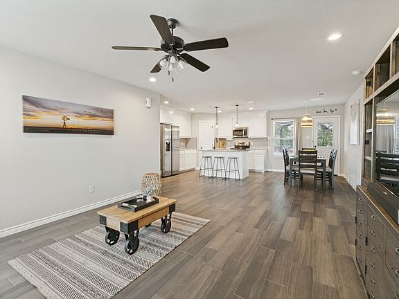 5th image of 139 Brown Ln