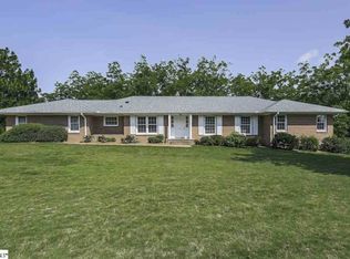 802 N Weston St, Fountain Inn, SC 29644