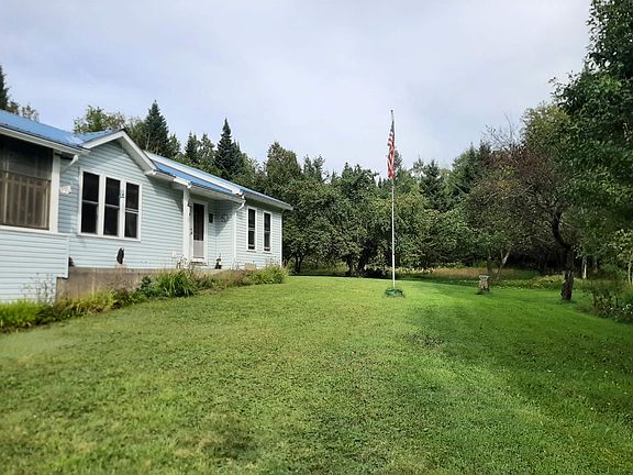 3rd image of 48 Lynch Dr