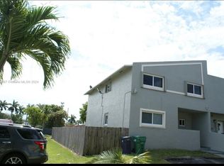 9030 SW 203rd Ter, Cutler Bay, FL 33189