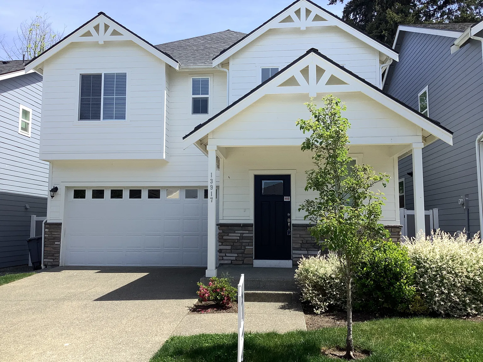 3 bed, 2.5 bath, 1839 sqft, $3,150 — Photo 1