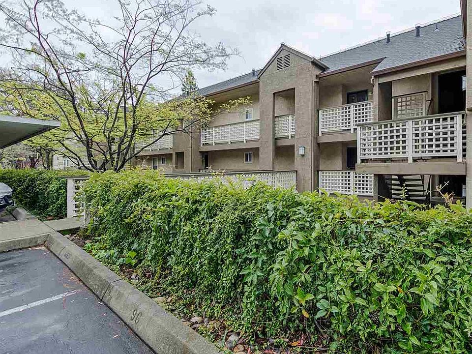 1st image of 695 Bristol Dr APT 380