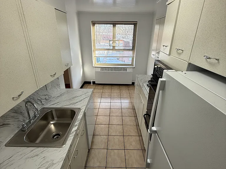 193-15A 73rd Ave #2B — Photo 2