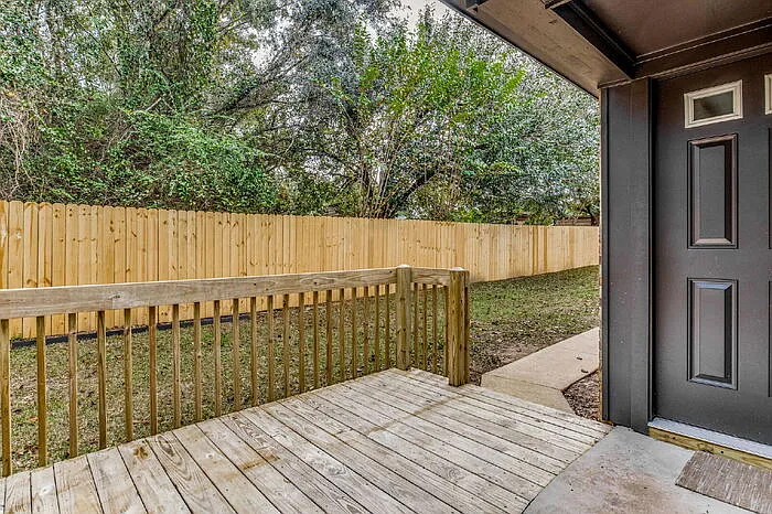 7203 Mobile Hwy #C — Photo 24