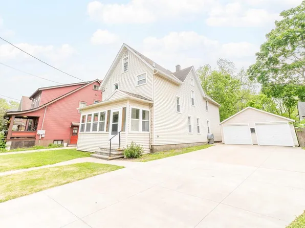 2661 Milwaukee Street, Madison, WI 53704