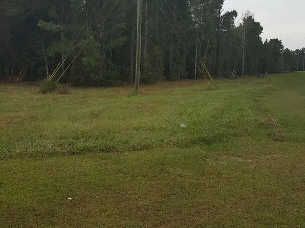 1032 George Ii Highway SE, Winnabow, NC 28479