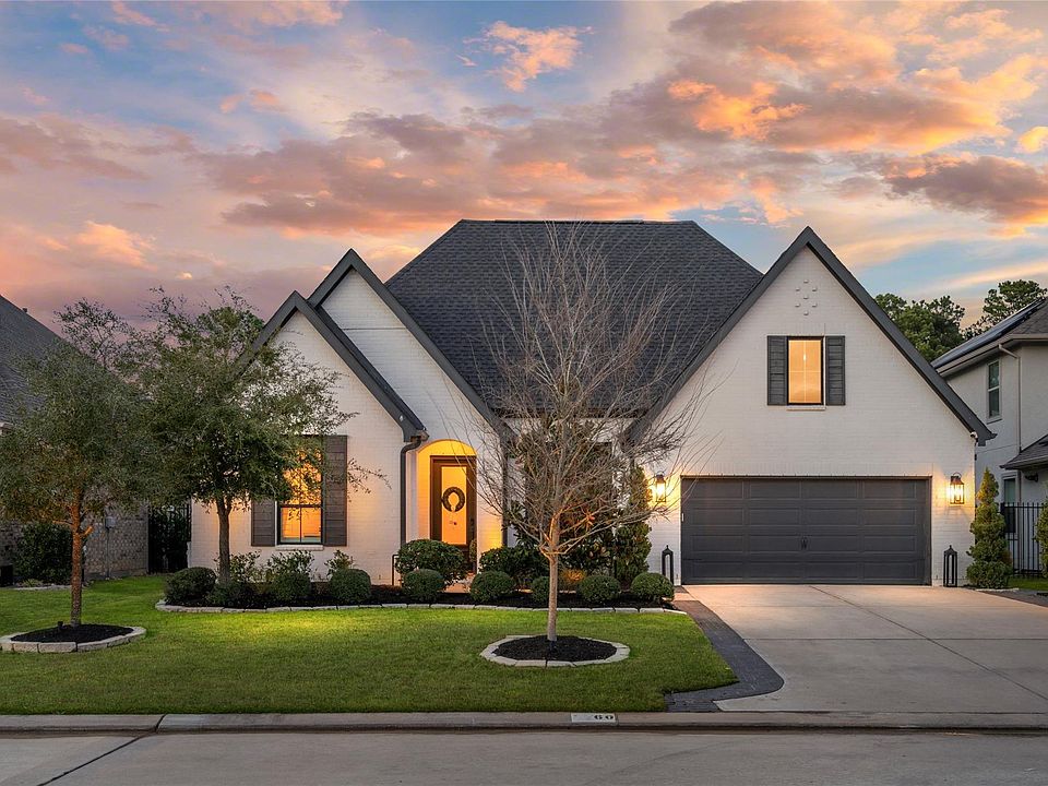 1st image of 60 Venetia Grove Dr