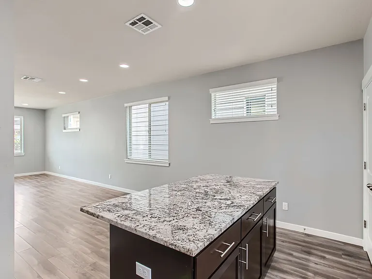 14060 SW Compass Dr — Photo 11