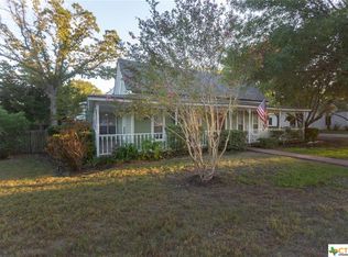201 E Pecan St, Hutto, TX 78634