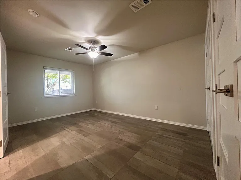 8907 Tronewood Dr #D — Photo 13
