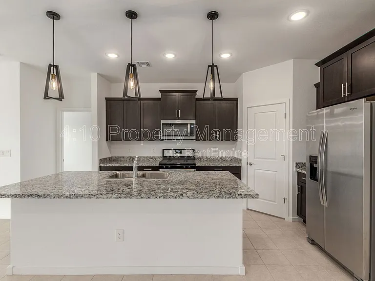 35395 W Catalan St — Photo 9