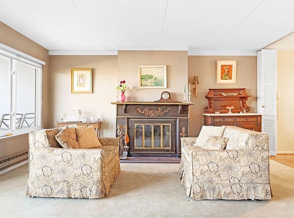 1st image of 100 High Point Drive #Ph1