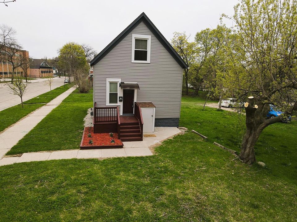 1st image of 2769 N 1st STREET