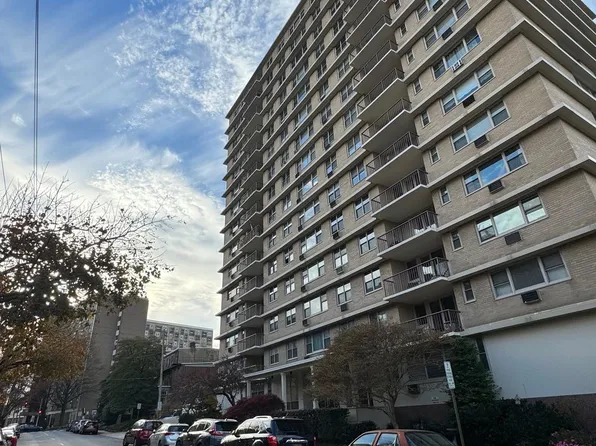 1301 N Harrison St APT 605, Wilmington, DE 19806