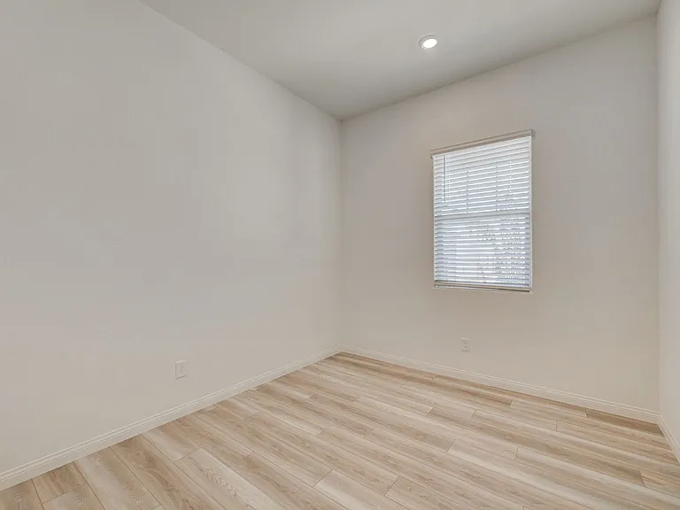 599 Clover Bar Ln — Photo 10