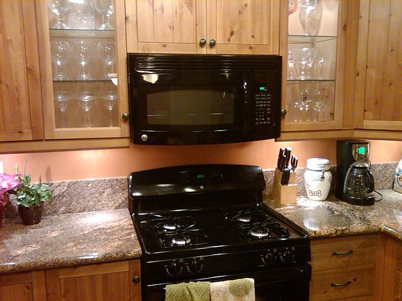 New Kitchen Cabinets, Appliances with Granite Countertops