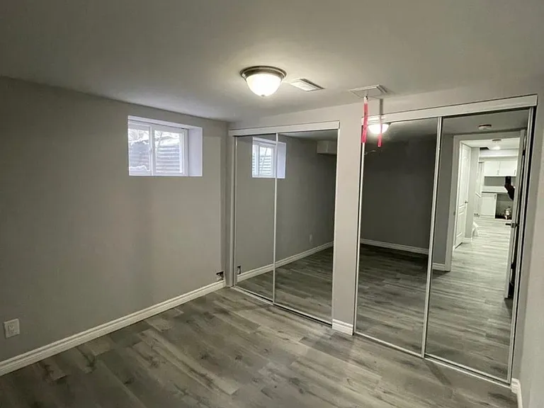 23 Jay Ct #LOWER — Photo 6
