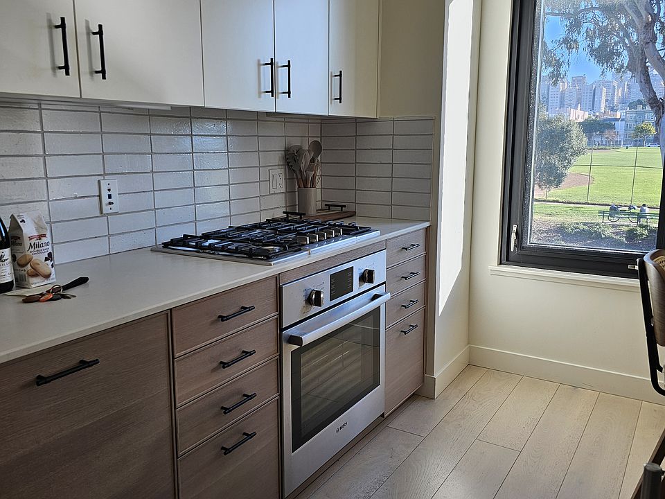 1st image of 1598 Bay St Unit 301