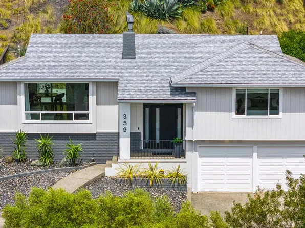 359 Via La Cumbre Street, Greenbrae, CA 94904