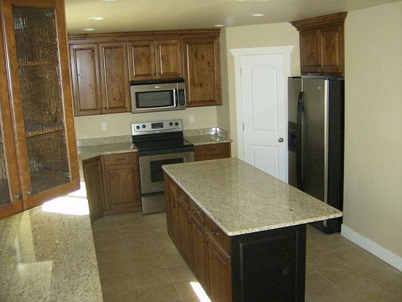 Kitchen With Granite and Stainless