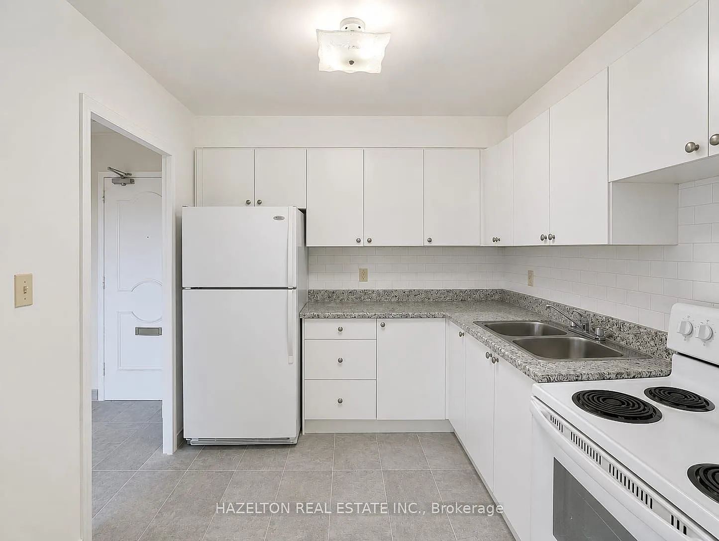 2 bed, $2,400 — Photo 4